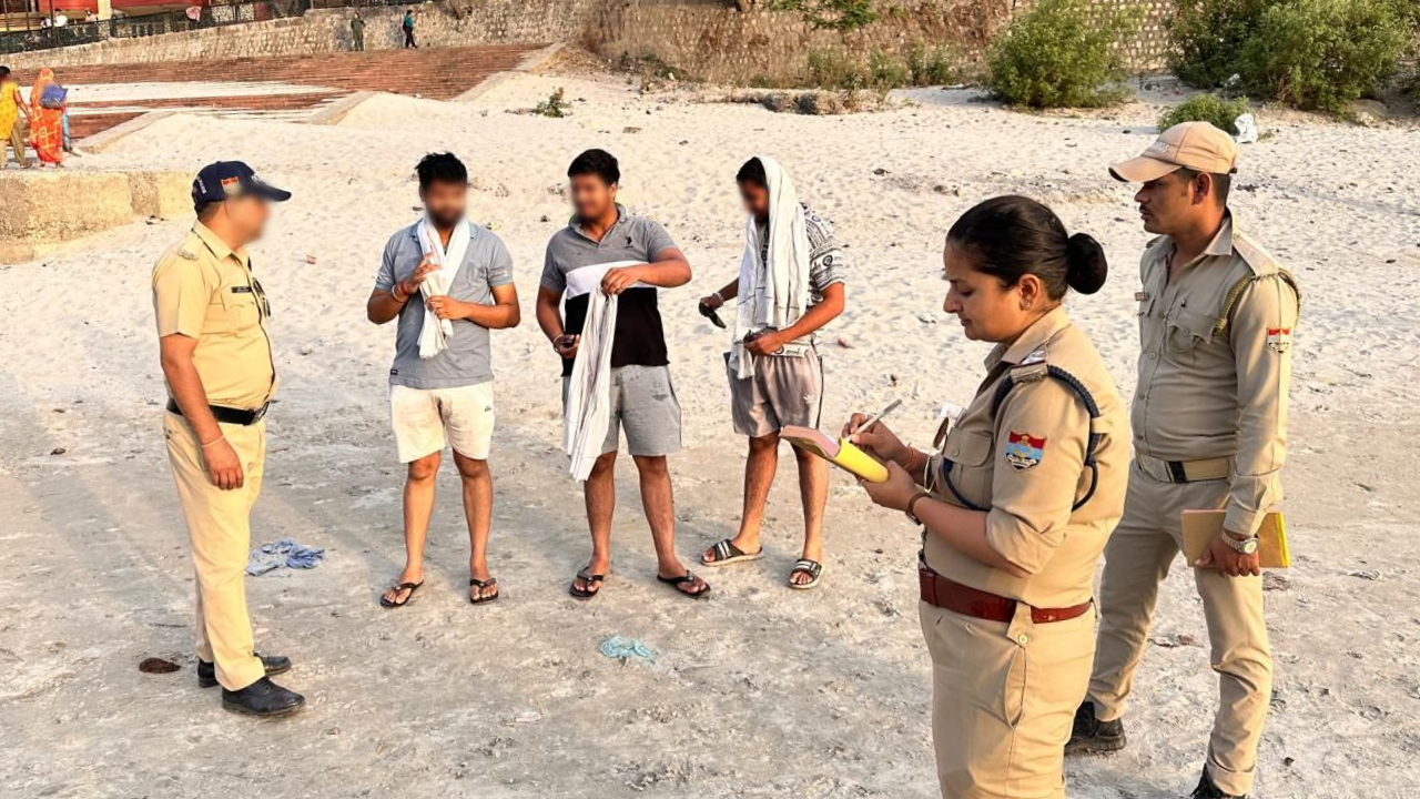 Uttarakhand Police register case against 25 people for creating ruckus at tourist spots near Lakshman Jhula